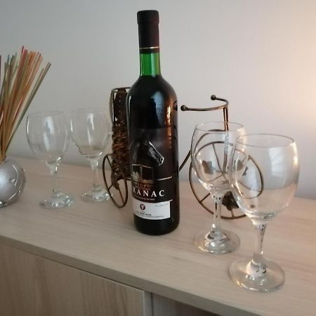 Uzicki-Konaci Apartment Uzice Bagian luar foto