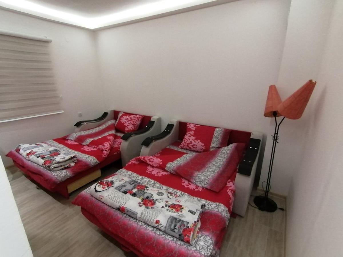 Uzicki-Konaci Apartment Uzice Bagian luar foto