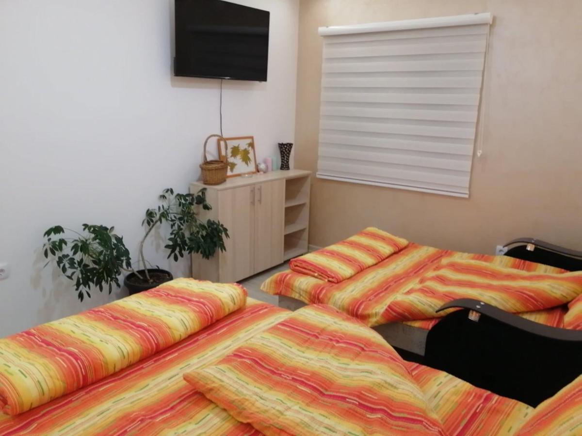 Uzicki-Konaci Apartment Uzice Bagian luar foto
