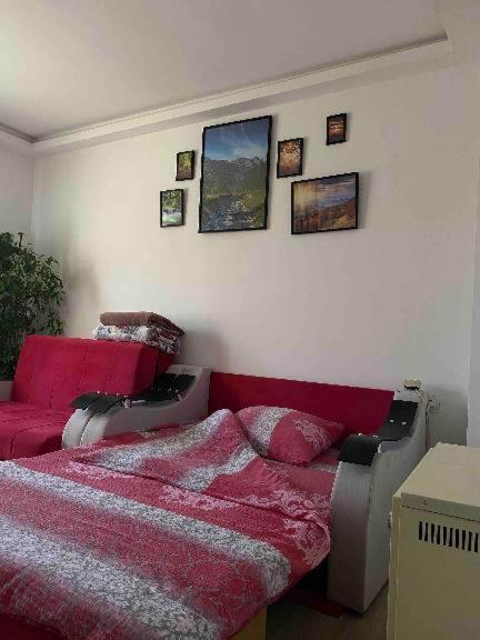 Uzicki-Konaci Apartment Uzice Bagian luar foto