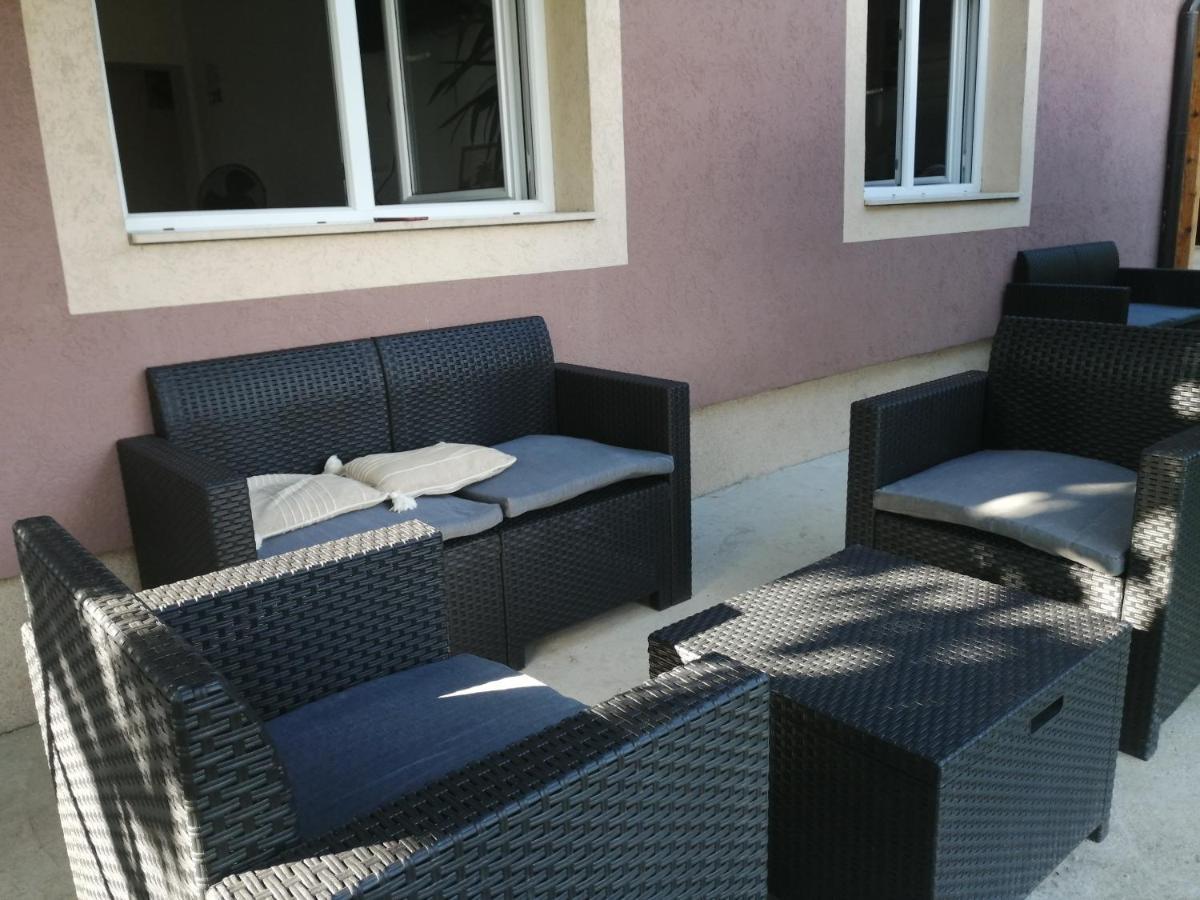 Uzicki-Konaci Apartment Uzice Bagian luar foto